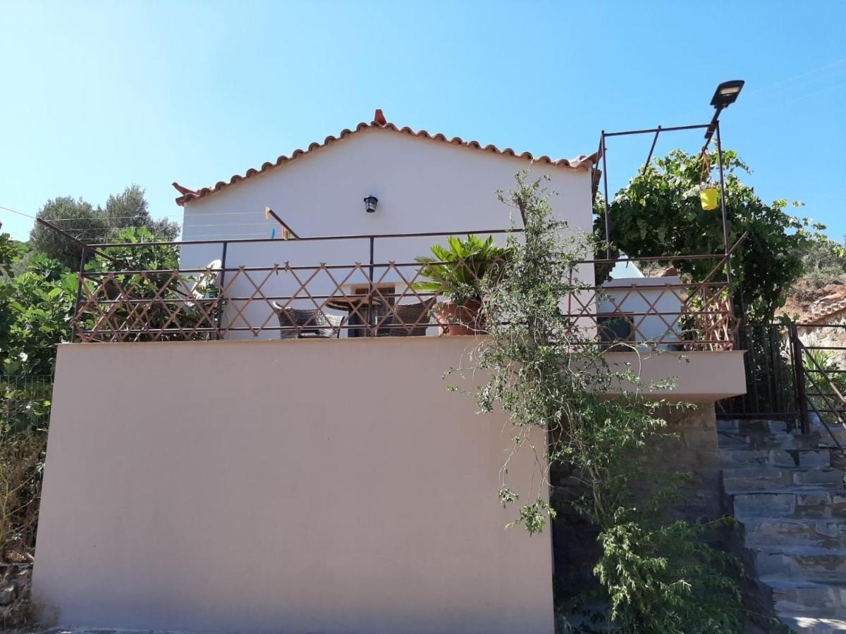 הוילה מונמבאסיה Panagiotas House מראה חיצוני תמונה