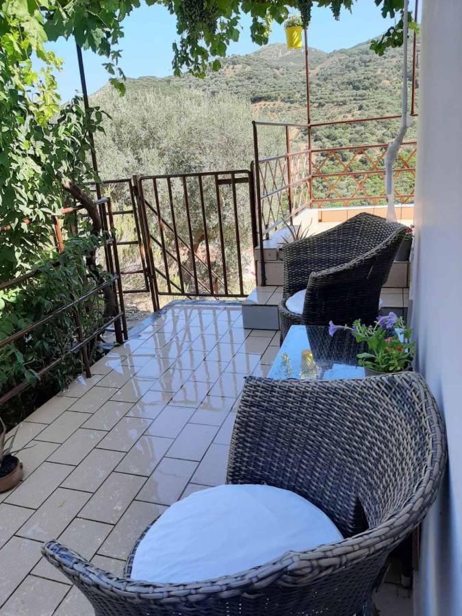 הוילה מונמבאסיה Panagiotas House מראה חיצוני תמונה