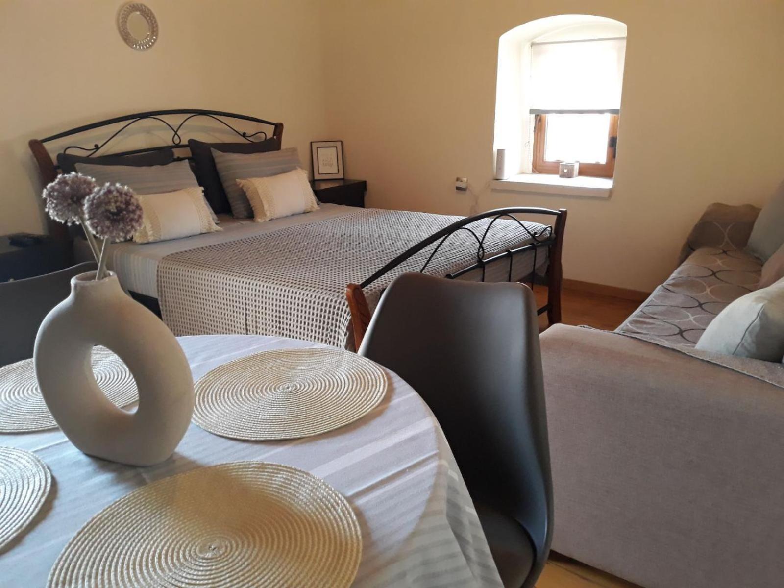 הוילה מונמבאסיה Panagiotas House מראה חיצוני תמונה